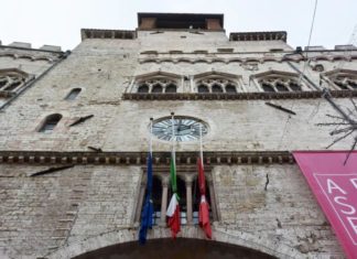 Il Comune di Assisi licenzia una sua dipendente