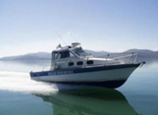 Pescatore in difficoltà per causa della nebbia