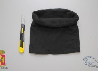 Farmacista blocca un rapinatore