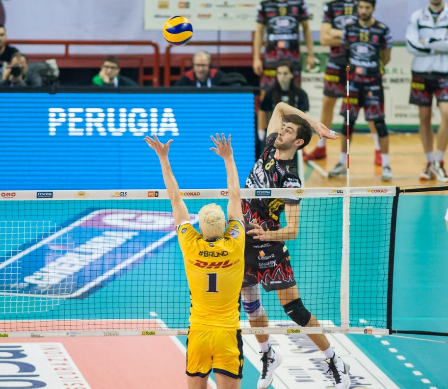 Attacco Russel-muro Bruninho
