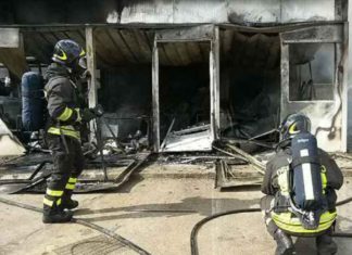 Incendio distrugge il locale di un’azienda