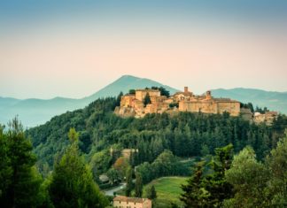 Montone, alla scoperto del borgo con "Notte di stelle"