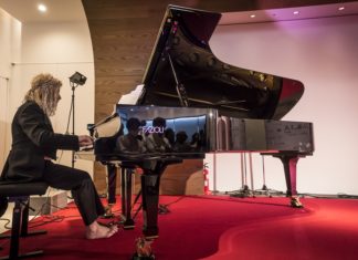 Grande successo in Giappone per “W la Vita”, nuovo disco di Maurizio Mastrini