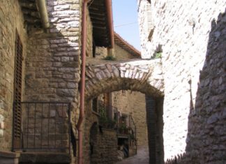 “Marcellano VinCanta”: musica e buon cibo