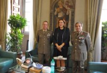 Il saluto della Marini al Comandante Luca Covelli