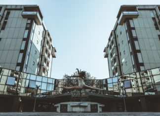 “Attitude en plein air”: la creatività per valorizzare la danza "Attitude en plein air": la creatività per valorizzare la danza