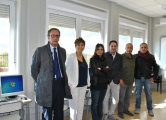 Unicredit dona dieci computer all’istituto De Gasperi di Norcia