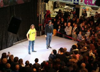 Festeggiati i 17 anni di Piazza Umbra, tra magia e comicità