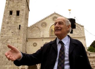 Nessun vincitore del bando per la statua a Gian Carlo Menotti. La commissione precisa: "Nessuna opera ritenuta idonea a soddisfare i motivi".