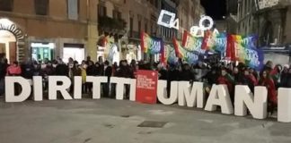 Gli operai della Perugina in piazza per la Giornata dei Diritti Umani