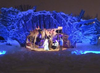 Presepe Vivente di Rivisondoli: la Madonnina arriva da Todi Presepe Vivente di Rivisondoli: la Madonnina arriva da Todi