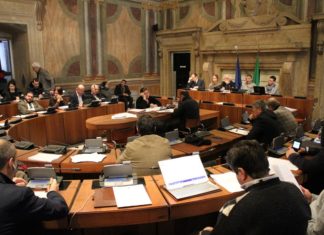 Prosegue l'occupazione del Consiglio del Comune di Terni