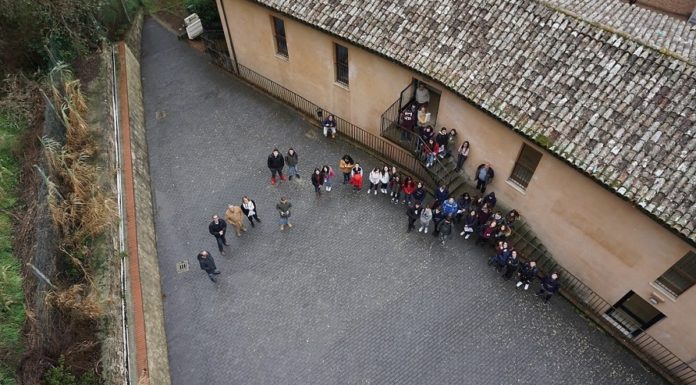 Todi, gli studenti delle media alla scoperta della professione del geometra