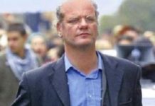 Perugia, scritta shock: "Macerata è solo l'inizio", sfregio sotto il quadro di Paolo Vinti