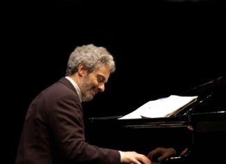 Il premio Oscar Nicola Piovani chiude la Stagione di Prosa a Todi