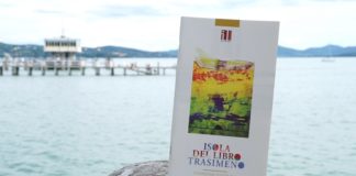 Caffè letterari, recitazione e cabaret: torna l'Isola del Libro Trasimeno