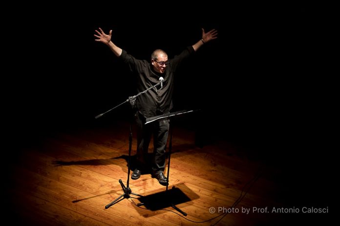 Al Teatro Romano di Gubbio c'è Luca Violini con 