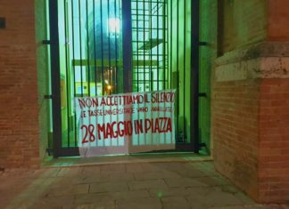 Perugia: protesta degli studenti contro le tasse universitarie