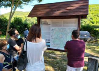 Casale di Scopoli: inaugurata la bacheca dei percorsi