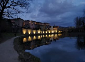 Umbertide: tornano a illuminarsi le luci delle mura urbiche che si affacciano sul Tevere