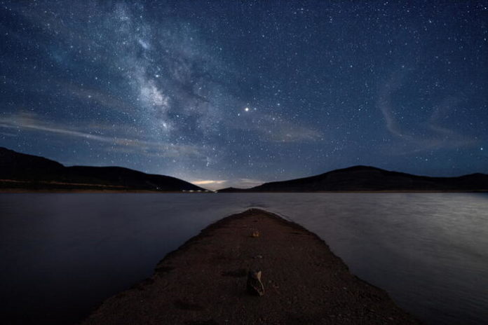 Astronomic tourism