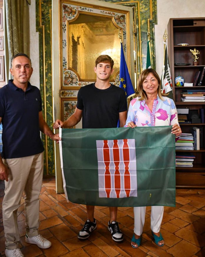 Tesei. Tarpani, Passaro