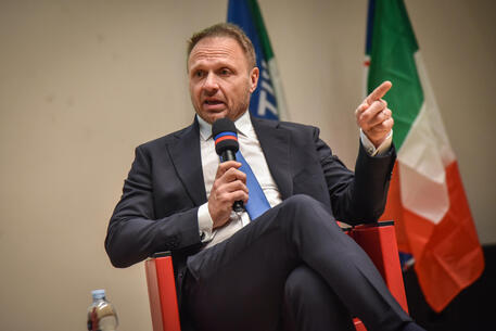 Lollobrigida,tavolo lunedì?Inventato dai giornali,c.destra unito