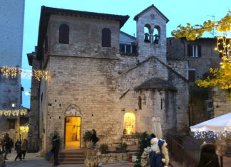 Perugia, splende ancora di luce e unicità il Natale a Priori