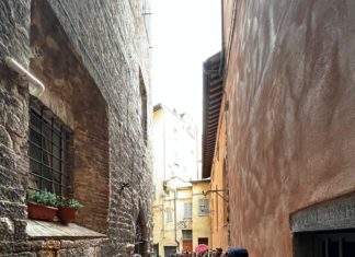 Storie funeste, quartieri a luci rosse, notte di San Giovanni: weekend con Gran Tour Perugia