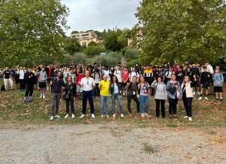 400 studenti al percorso verde per fare sport e ricordare Leonardo Cenci 400 studenti al percorso verde per fare sport e ricordare Leonardo Cenci