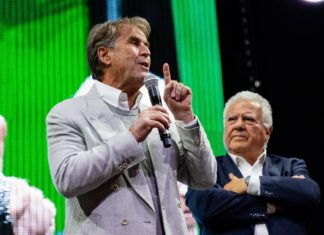 Brunello Cucinelli dal palco de I Primi d’Italia: “Manifestazione cresciuta e di grande qualità”