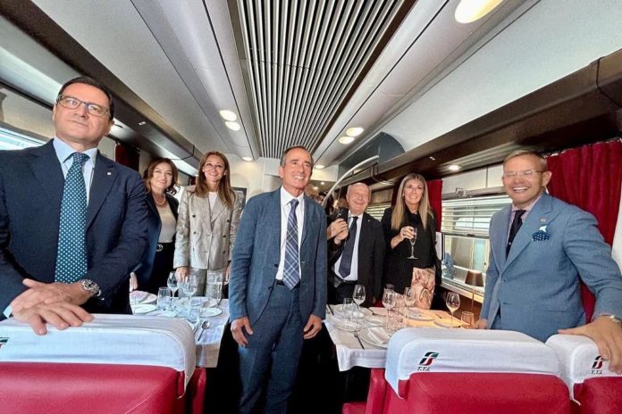 Treni turistici, nuovo collegamento Roma - Assisi. Assisi Express