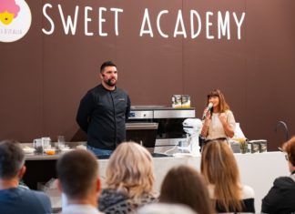 ‘Dolci d’Italia’, record di presenze e cheesecake lunga 60 metri