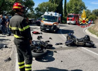 Strada Apecchiese: scontro tra moto. Intervento elisoccorso Nibbio