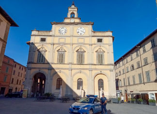 Rissa in piazza a Città di Castello