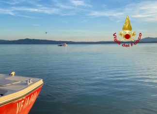 Lago Trasimeno, ricerche in corso per una persona dispersa