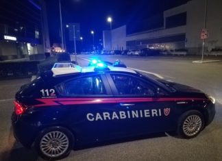 Viola il divieto di avvicinamento alla madre: arrestato 39enne