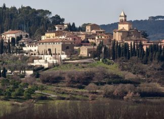 Corciano in movimento chiude il 2025 con una passeggiata tra le bellezze di Solomeo
