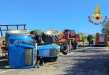 Terni, trattore si ribalta sulla SP 65