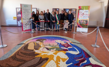 Le Infiorate di Spello rivivono nel calendario Maestri del petalo 2026