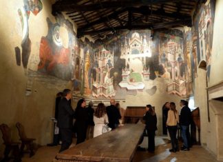 Connesi festeggia il Natale con i successi del 2025