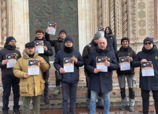 Opera del Duomo di Orvieto: flash mob dei lavoratori in piazza per rinnovo contratto delle fabbricerie