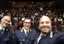Sicurezza, Polizia incontra studenti Alessi